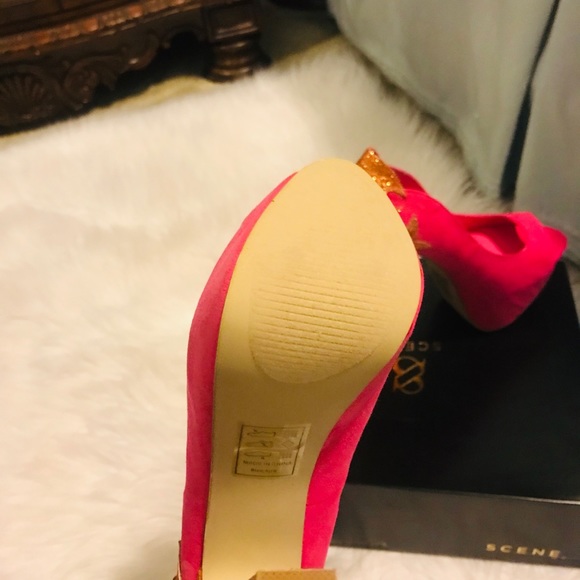 Scene - Picture 3 of 5